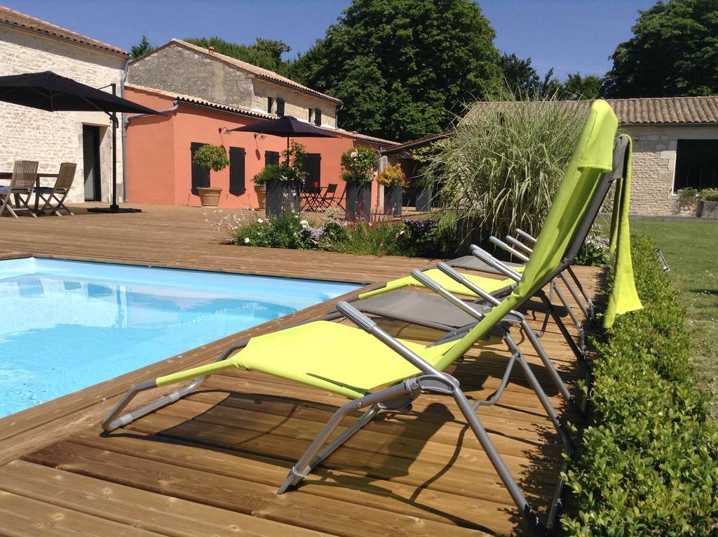 Bed and Breakfast La Grange D'Aunis Aigrefeuille-dʼAunis Exteriér fotografie