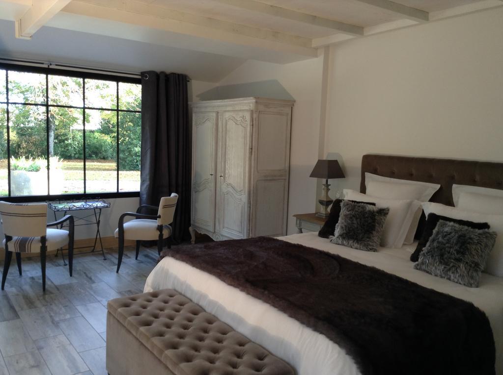 Bed and Breakfast La Grange D'Aunis Aigrefeuille-dʼAunis Pokoj fotografie