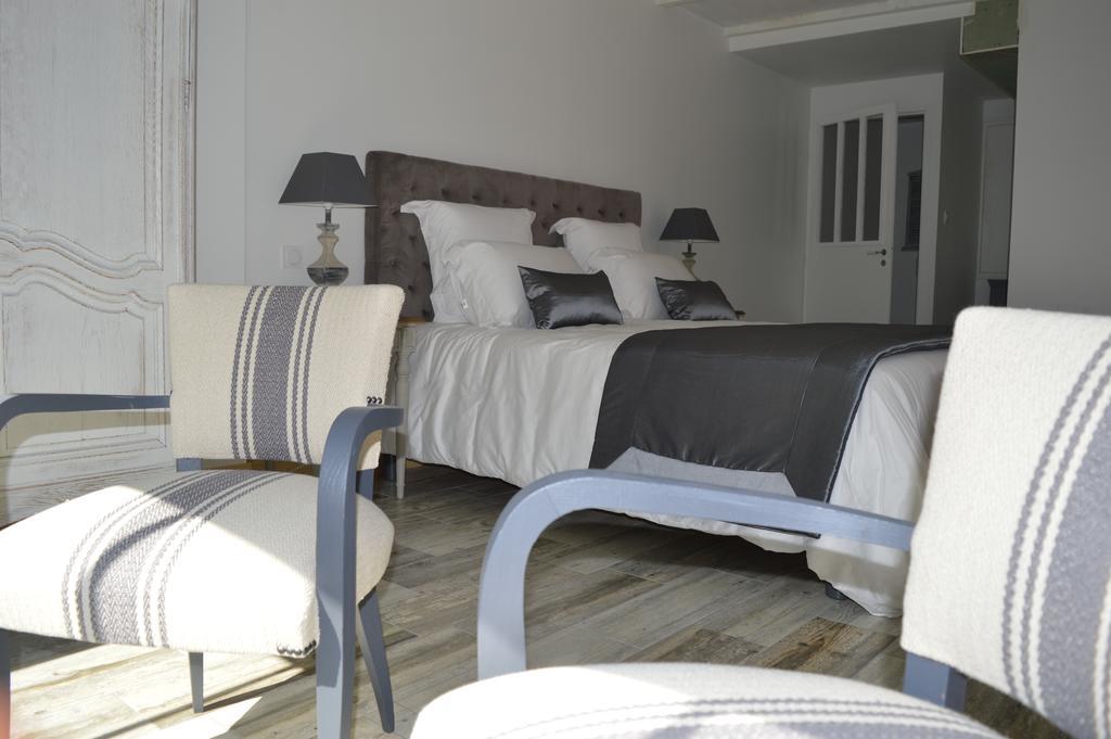 Bed and Breakfast La Grange D'Aunis Aigrefeuille-dʼAunis Pokoj fotografie