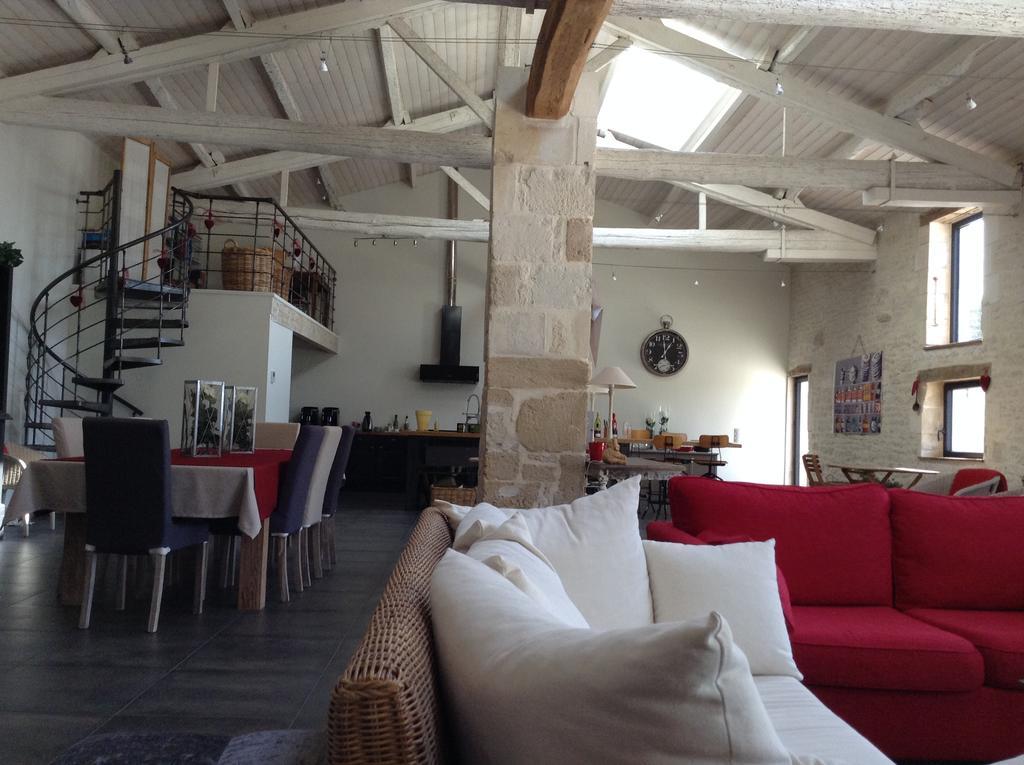 Bed and Breakfast La Grange D'Aunis Aigrefeuille-dʼAunis Exteriér fotografie